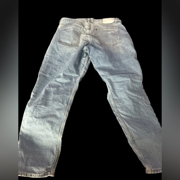 Ripped boyfriend jeans - Picture 4 of 5